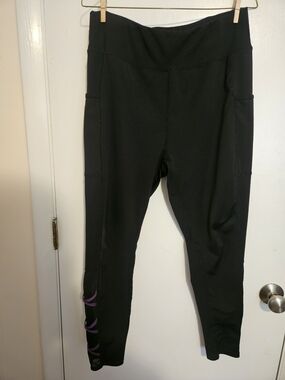 POP Fit Black Leggings with Purple Loop Detail